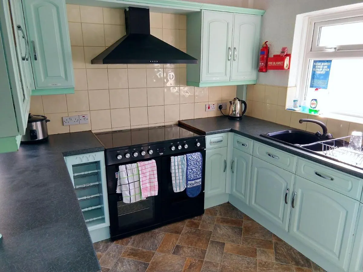 Napier Town House - Self Catering - Style - Twin And Double Guest house Workington