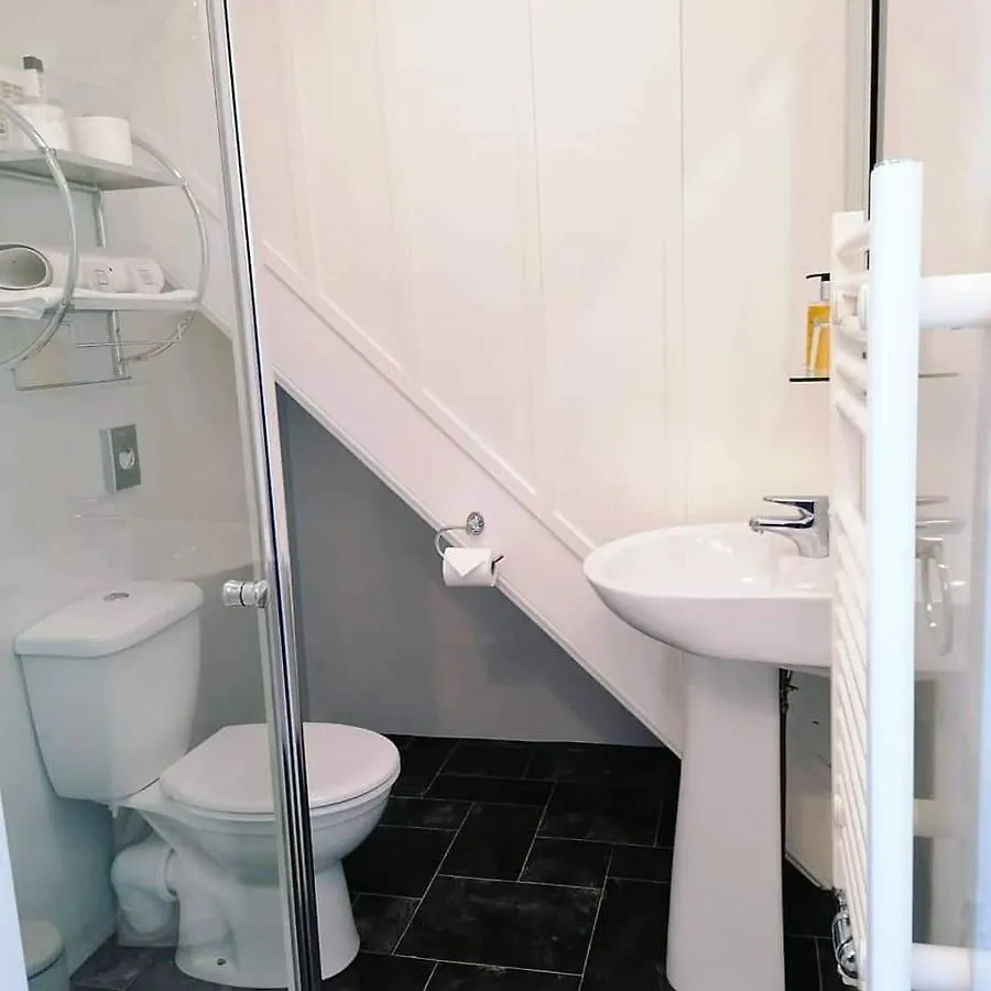 Couette-café Abbey House 4*