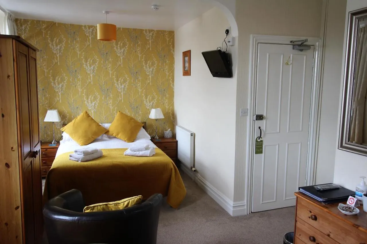 Eden Bed & Breakfast 4*