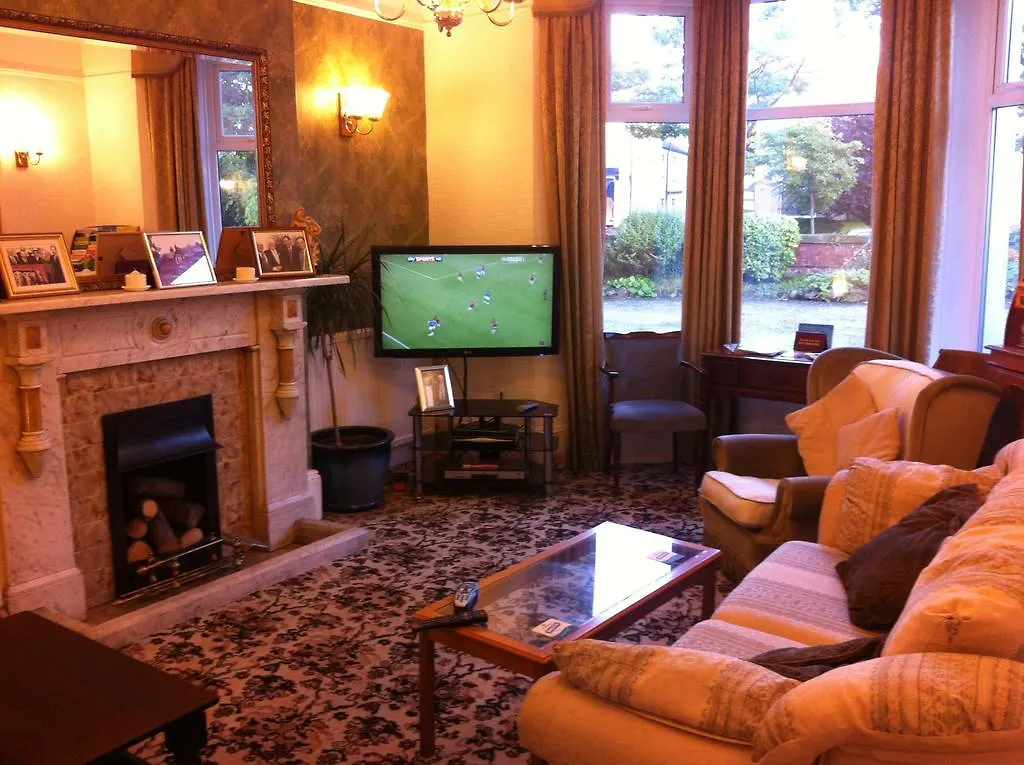 Hotel Lisdoonie 2*