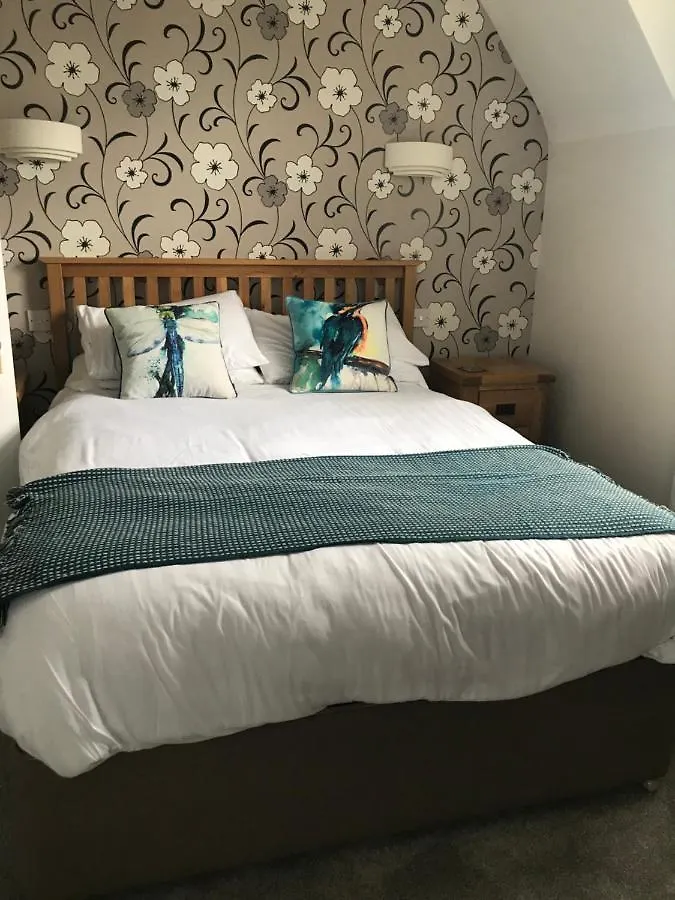 Alojamento de Acomodação e Pequeno-almoço Claremont House Keswick 4*