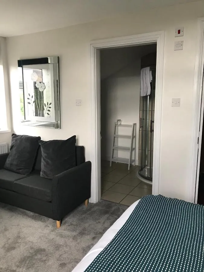Claremont House Keswick 4*