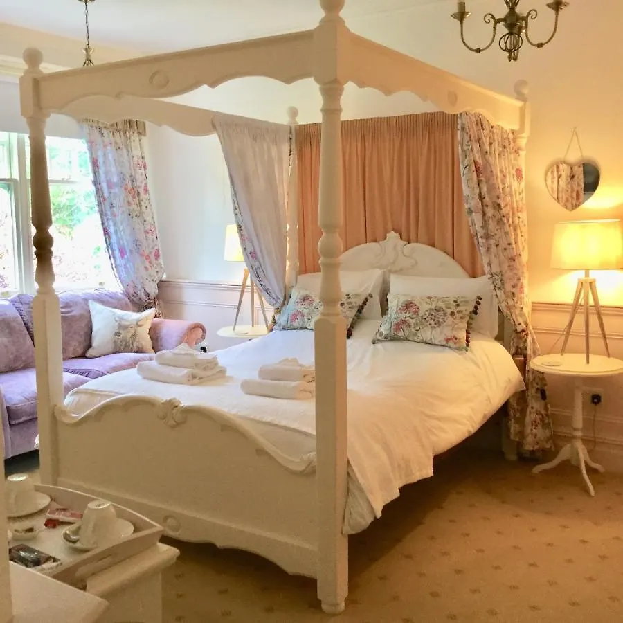 Storrs Gate House B&B 보우네스온윈더미어