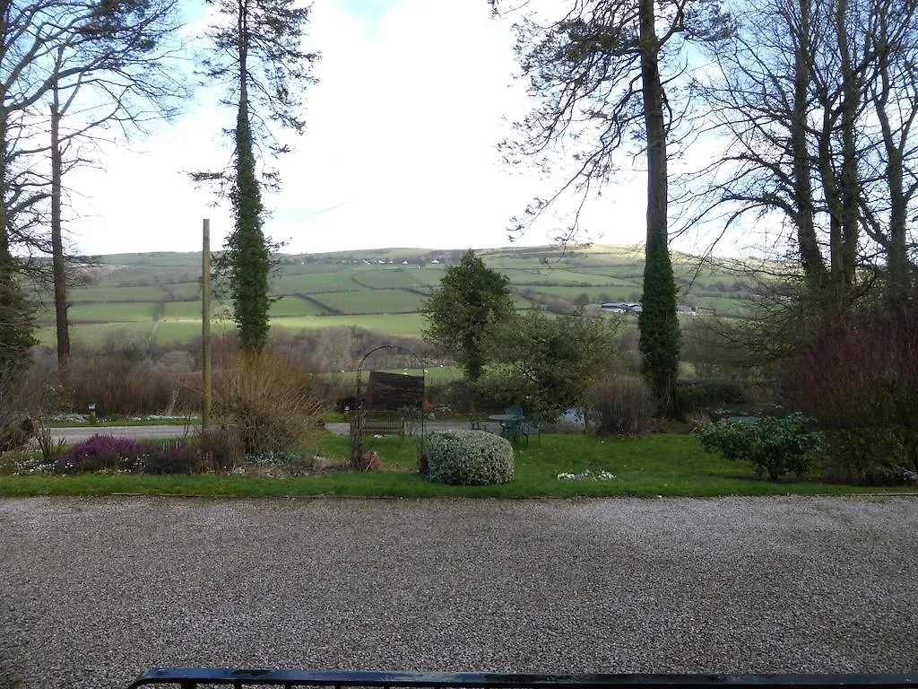 Penzion Woodlands & *