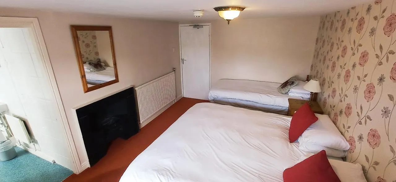 Kings Arms Hotel