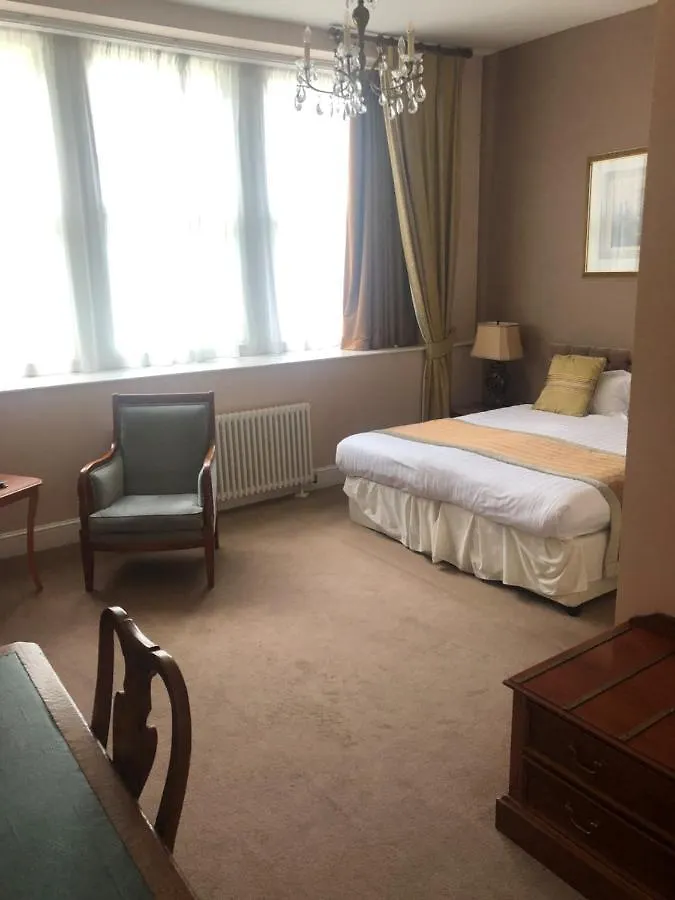 Szálloda The 4*