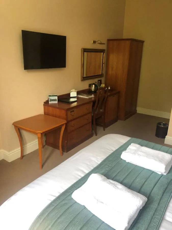 The 4* Levens