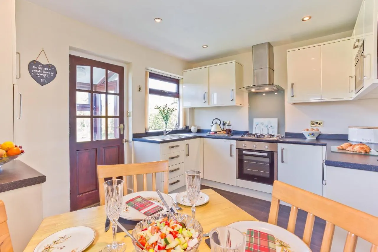 Kents Bank - Pet Friendly With Bay Views Grange-over-Sands