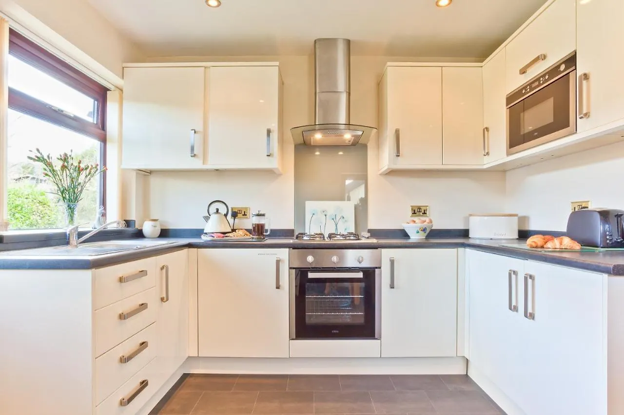 Kents Bank - Pet Friendly With Bay Views Holiday home Grange-over-Sands