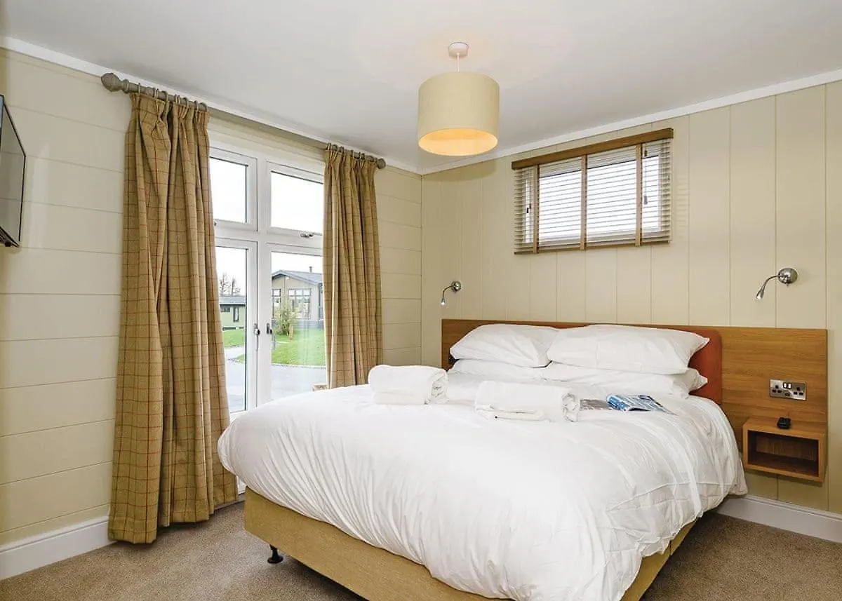 Rezort Keswick Reach Retreat