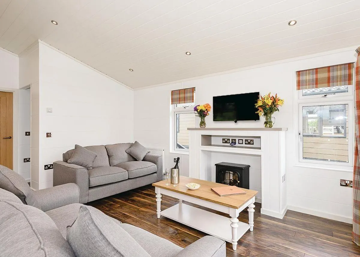 Thanet Well Lodges Resort Ivegill