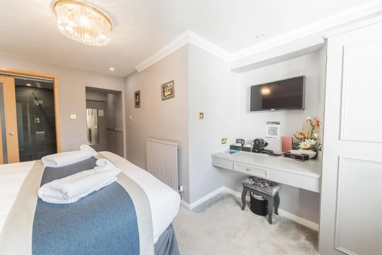 The Fisherbeck 4*