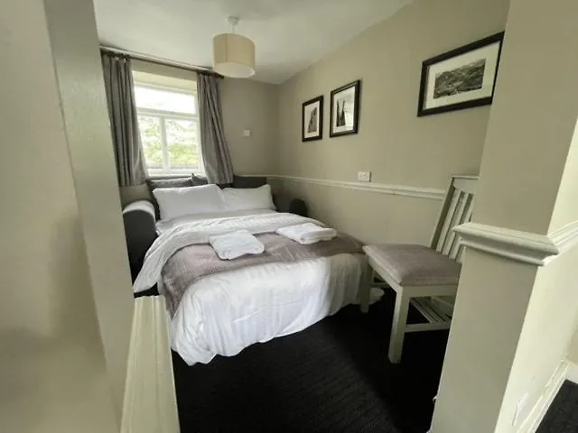 Inn The Bridge Holmrook