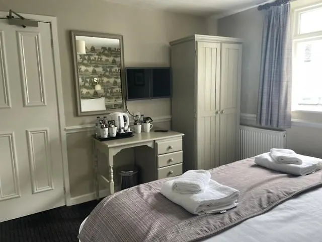 Inn The Bridge