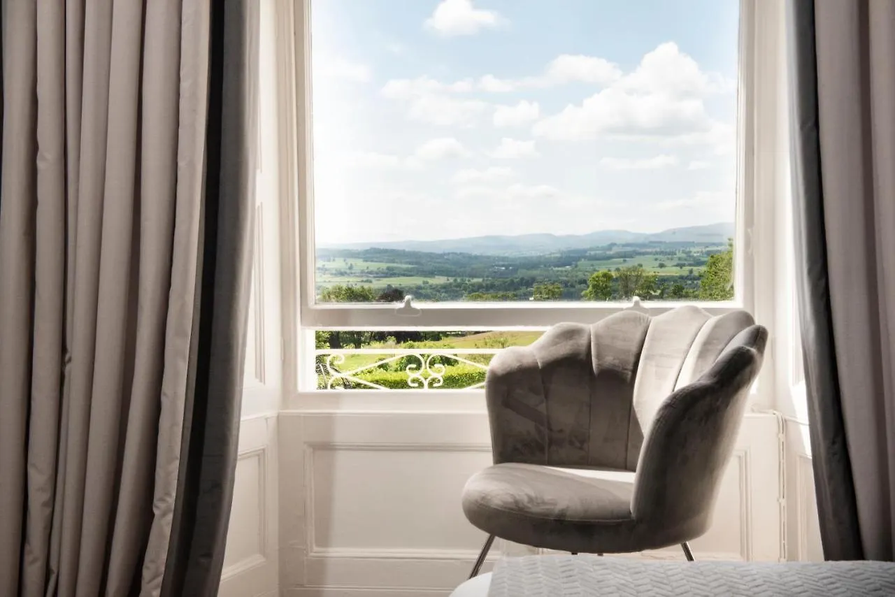 Roundthorn & Luxury 5* بنريث