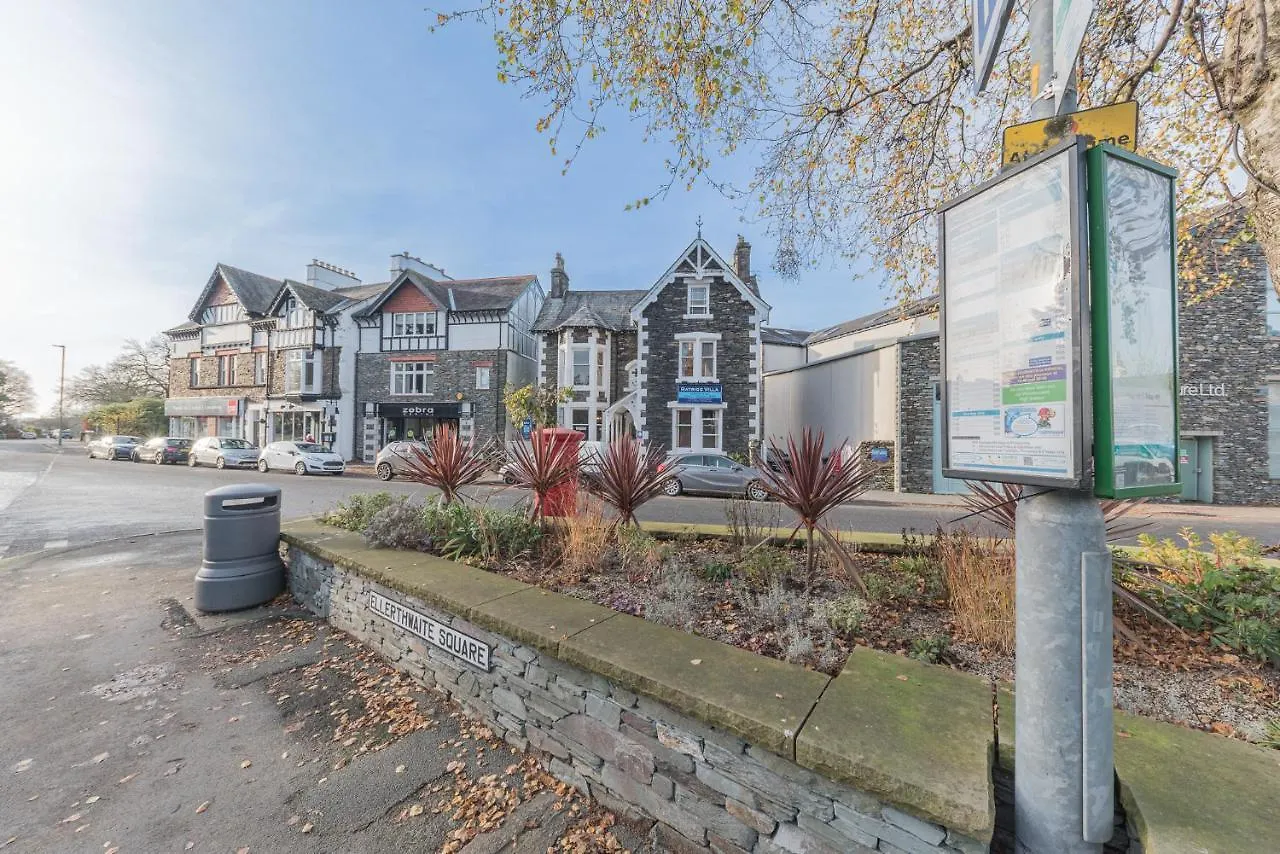 Villa Rayrigg At *