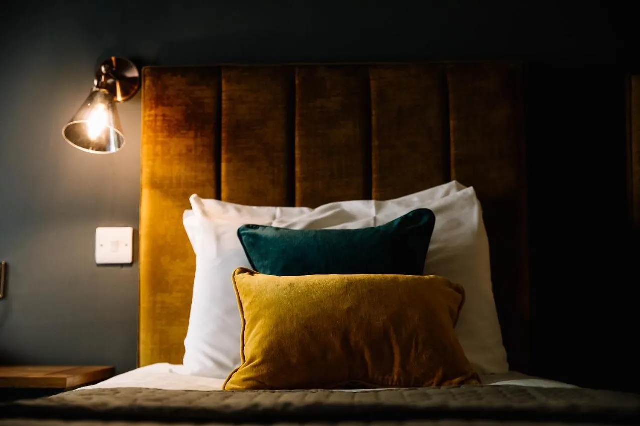 Crooklands Hotel Penzion 3*