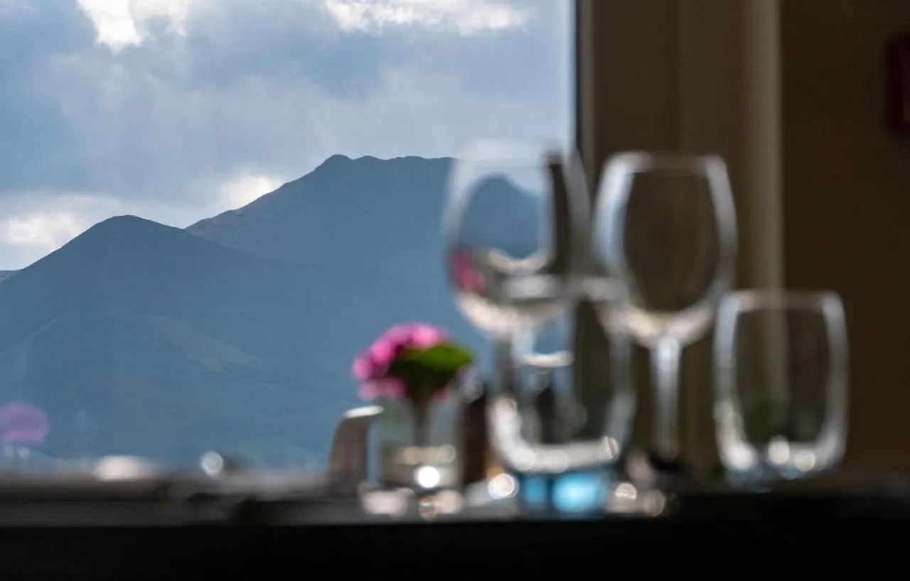 Lyzzick Hall Hotel 3*