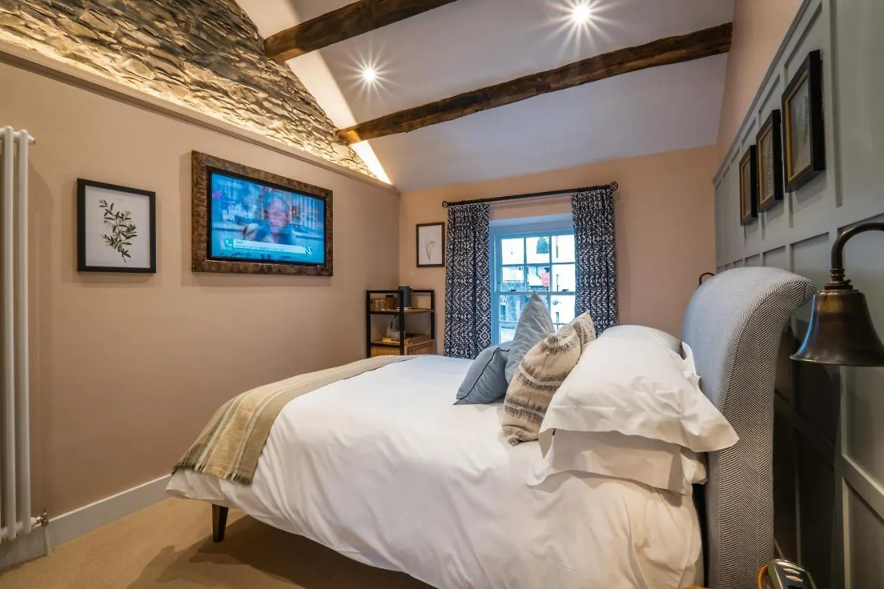 The White House Guest house Bowness-on-Windermere