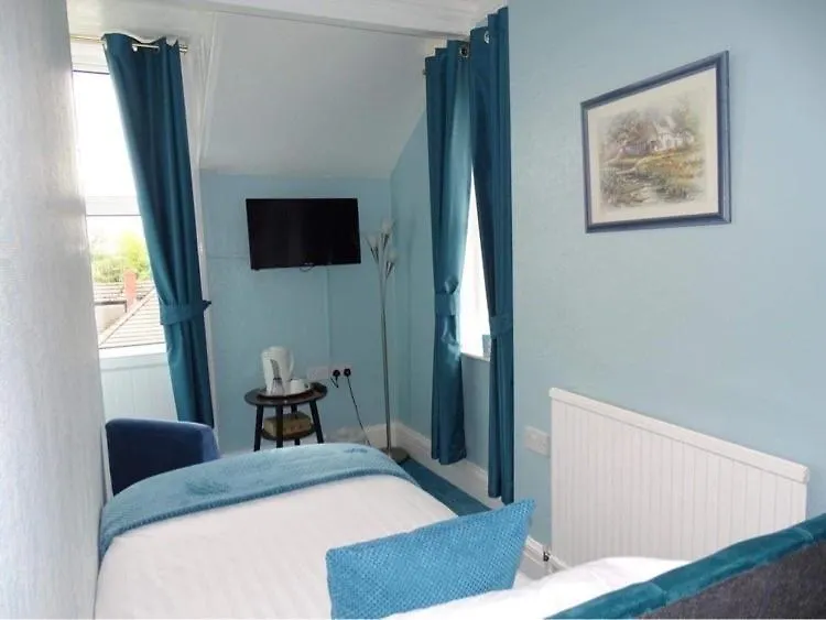 Vallum House 3*