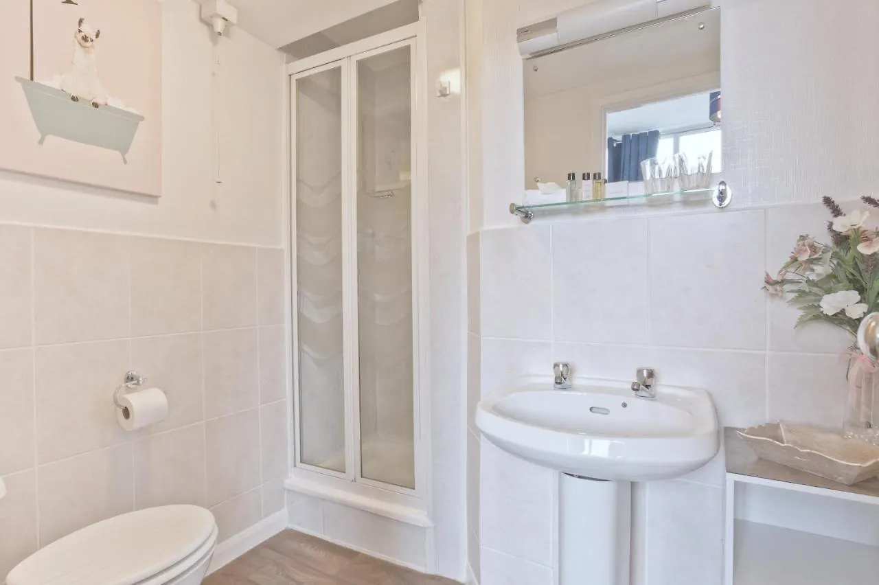 Broadlands (adults Only) 3* Уиндермир
