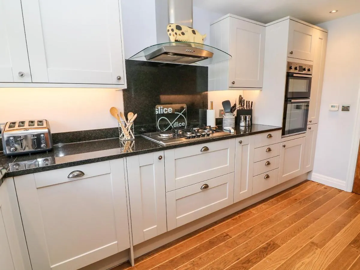 Hoopers End Holiday home
