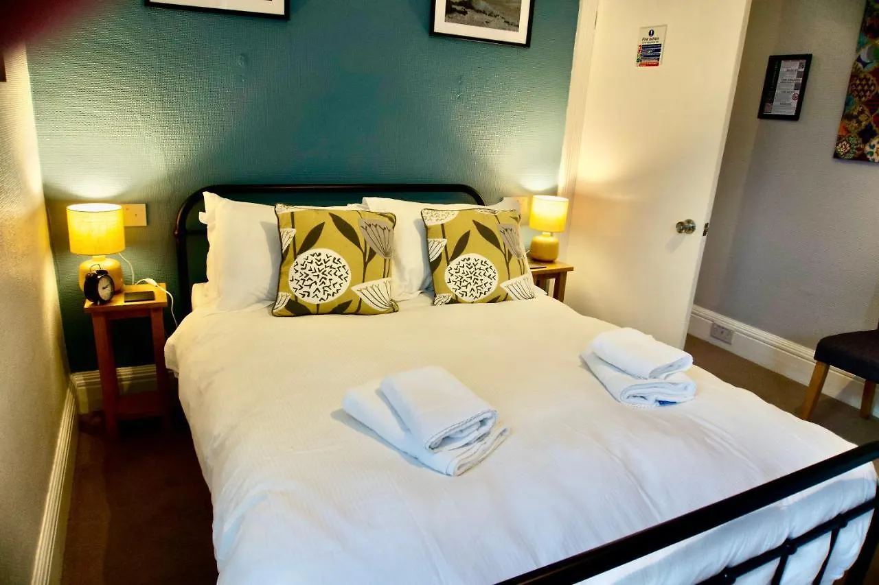 Greystoke House 4*