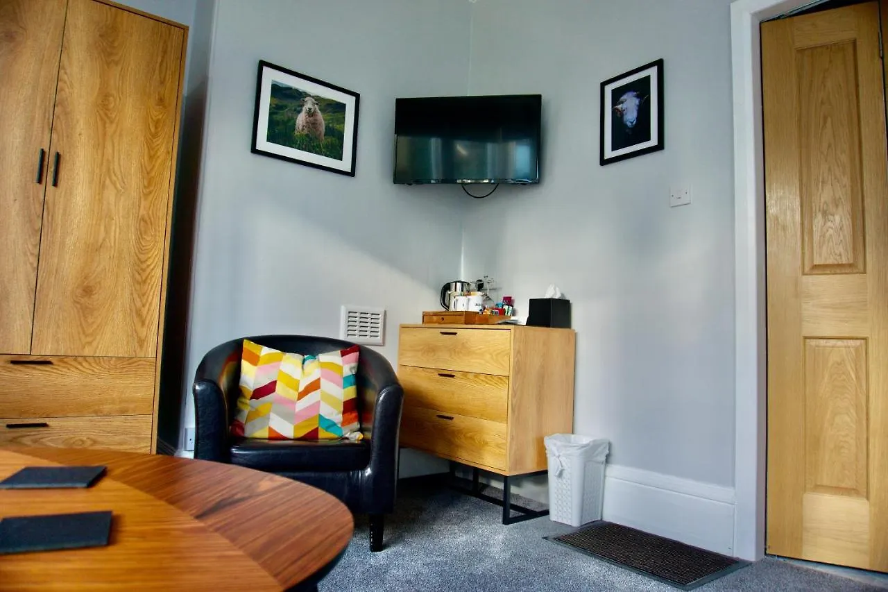 Greystoke House 4*