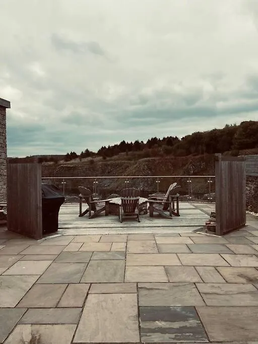 Clearwater - Luxury Lakeside House * Borwick
