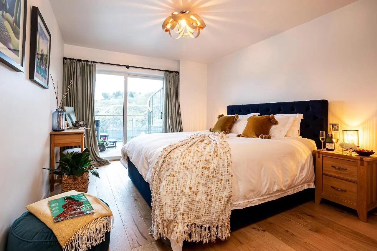 Holiday home Clearwater - Luxury Lakeside House Borwick