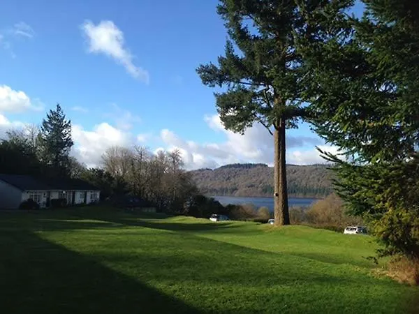 T'whit T'woo * Windermere