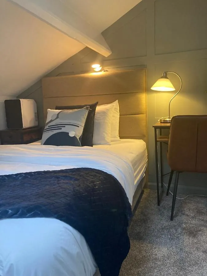 Abbey Court 2*