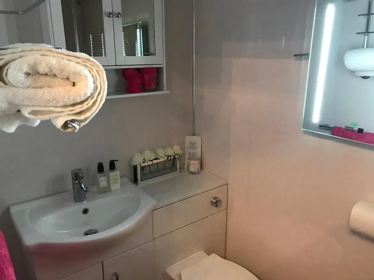 Glenfield House Πανσιόν 4*