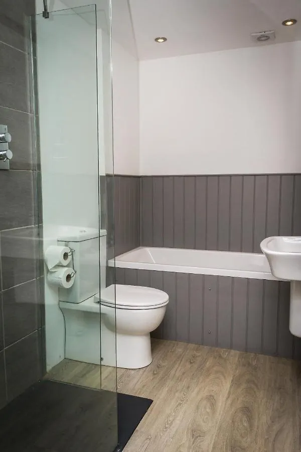 Inn Woolpack 2*