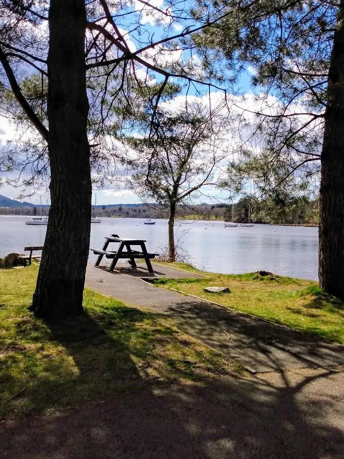The Lakes 2* Ambleside