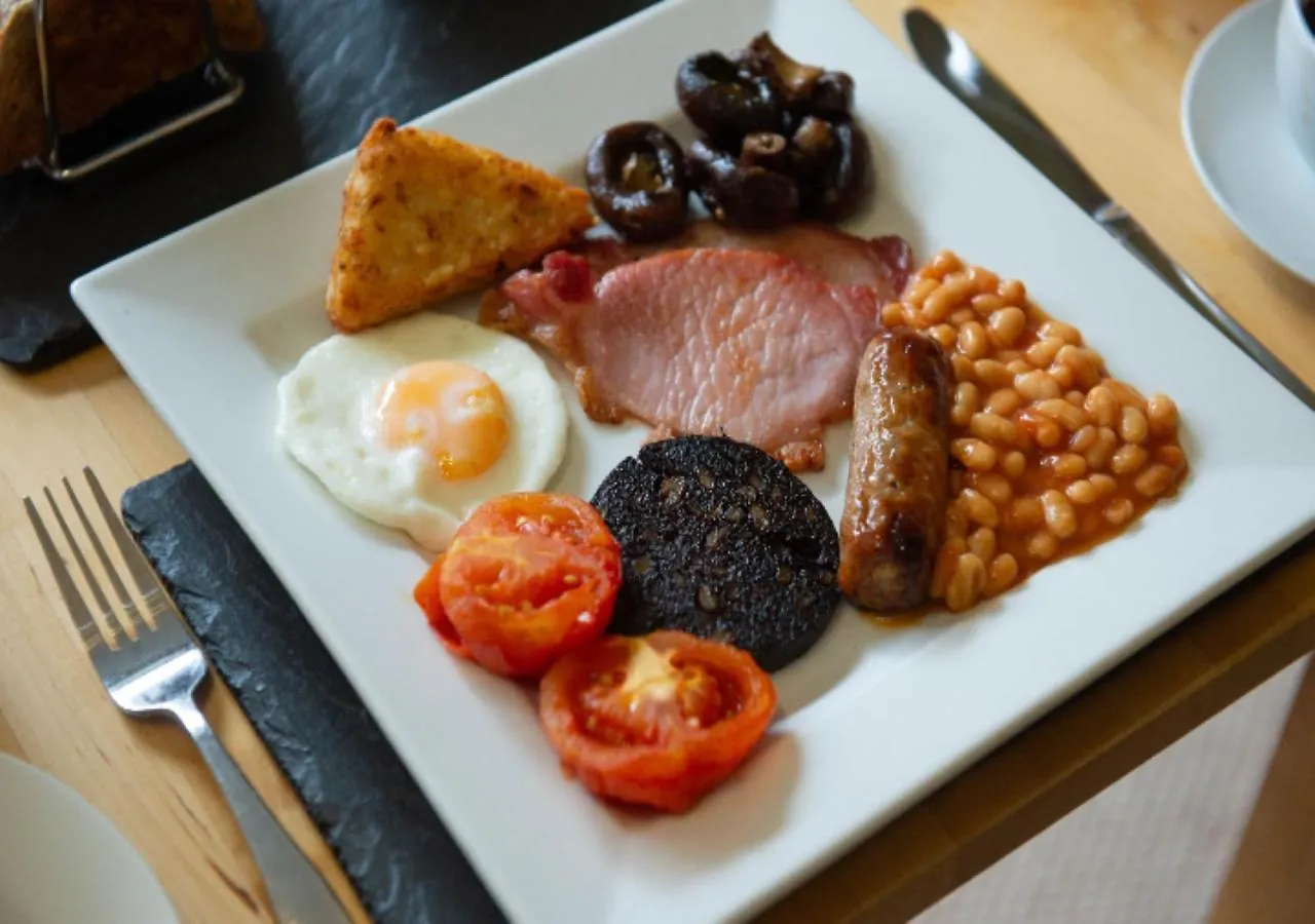 The Lakes Bed & Breakfast