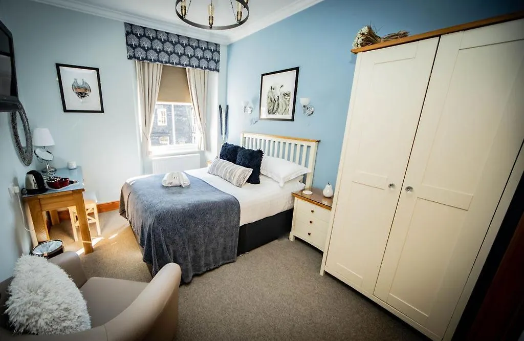 Hillsdale In Gæstehus 4*