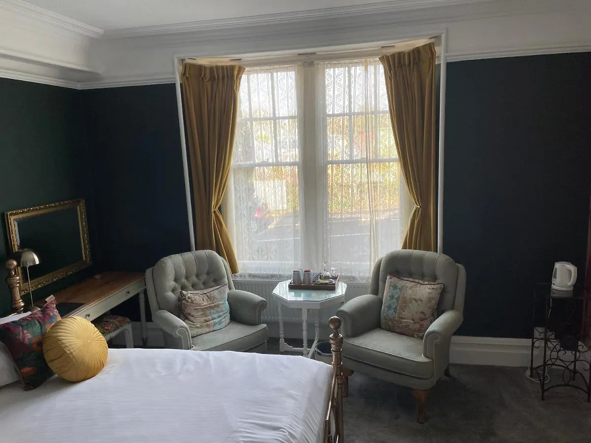 Kirkwood Guest house