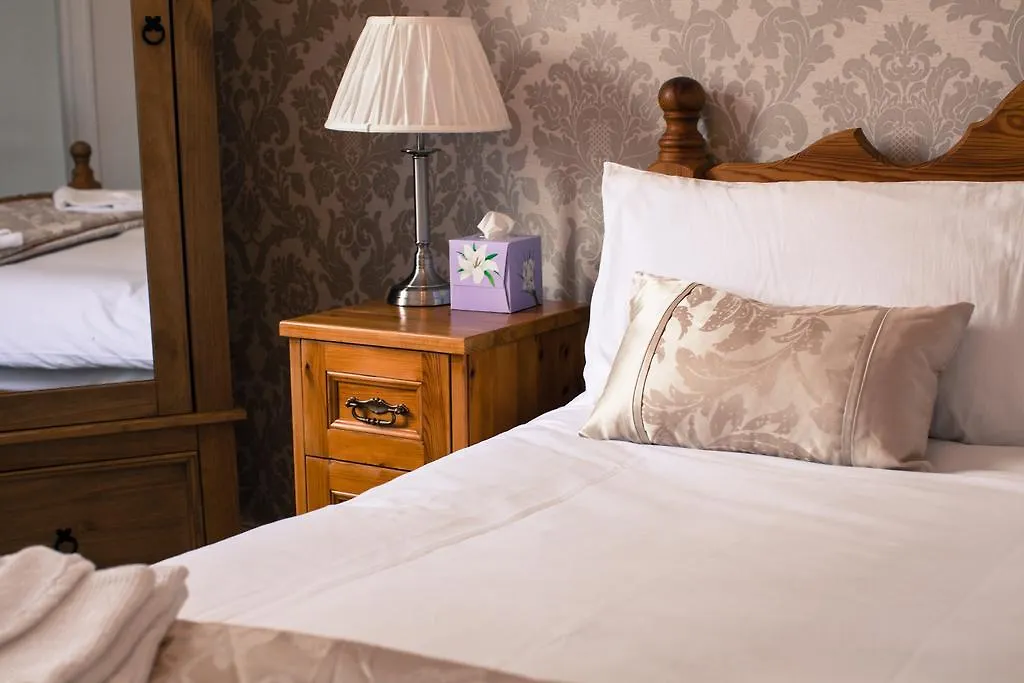Beckmead House 4*