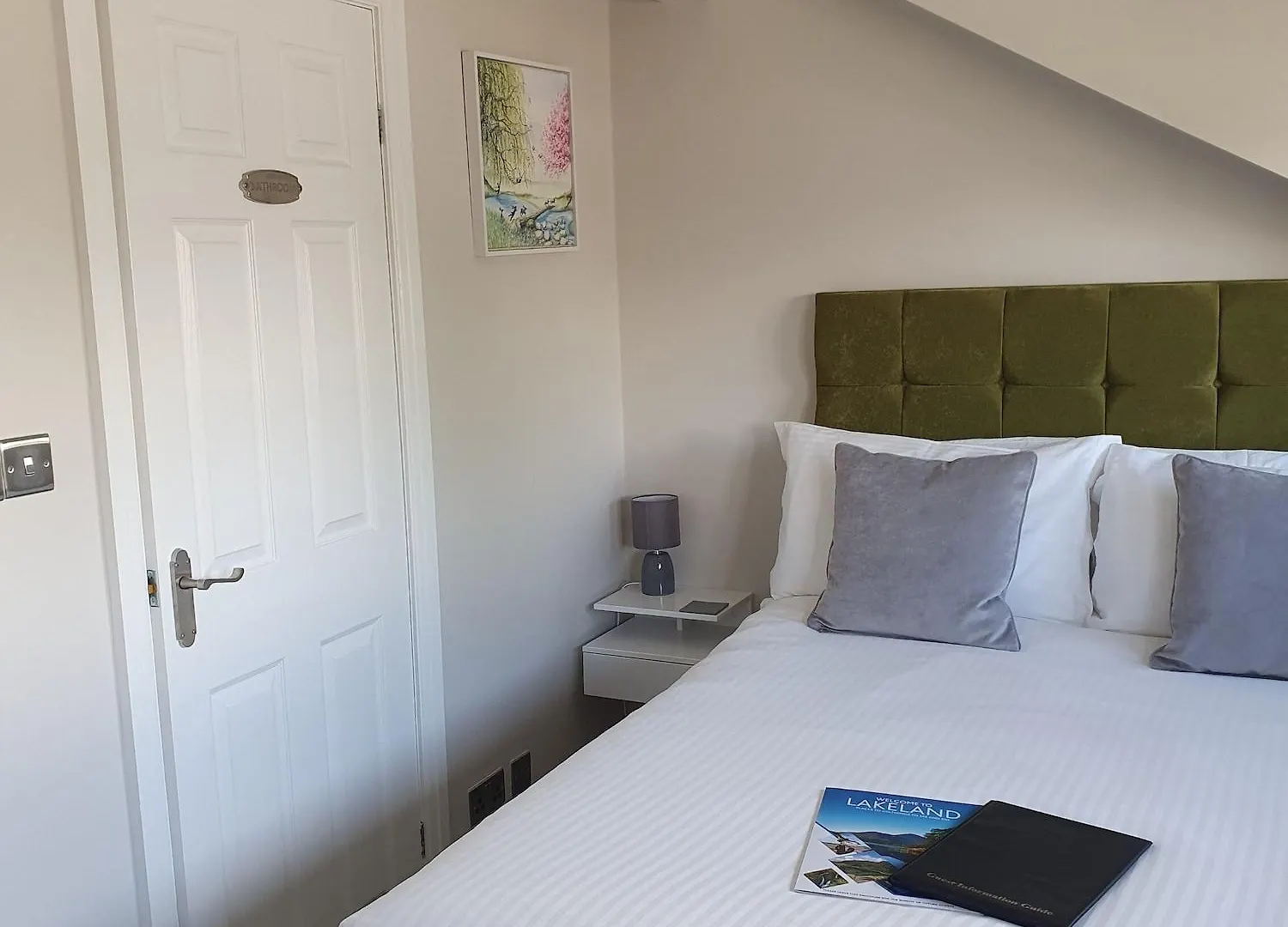Number 80 Bowness-on-Windermere