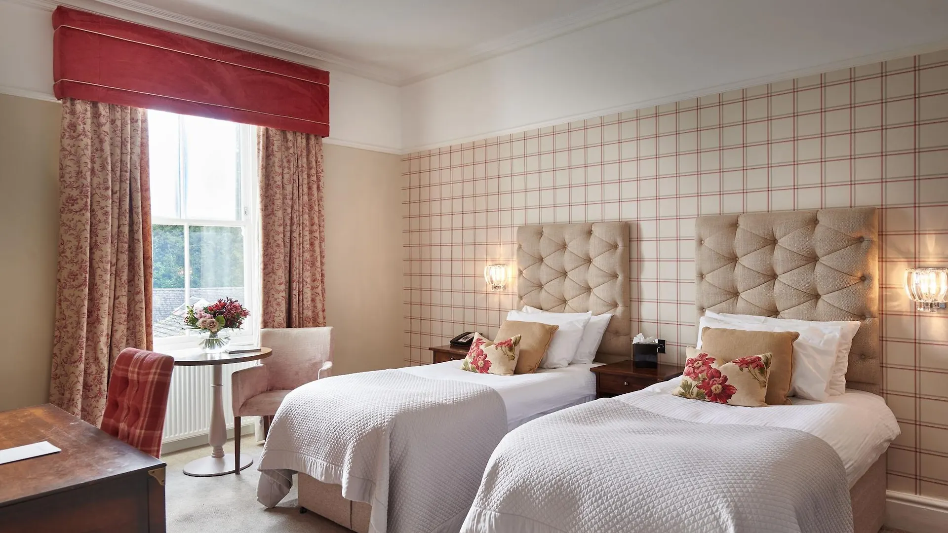 Otel The Belsfield