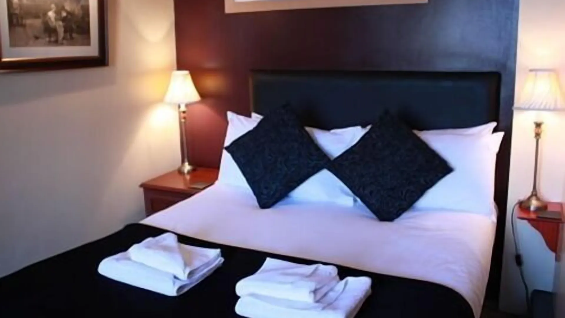 The Eagle And Child 3* Staveley (Cumbria)
