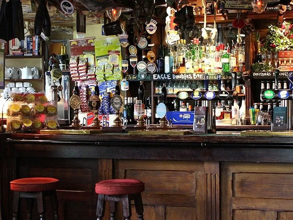 Hotel The Eagle And Child 3*