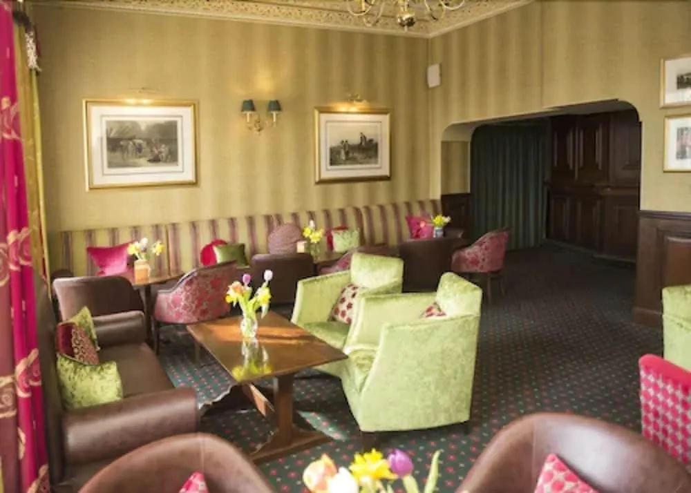 Roundthorn & Luxury Hotell 5*