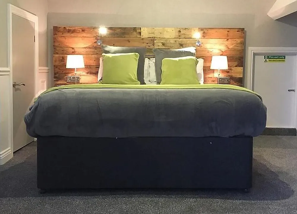 Hotel Cumbria Park