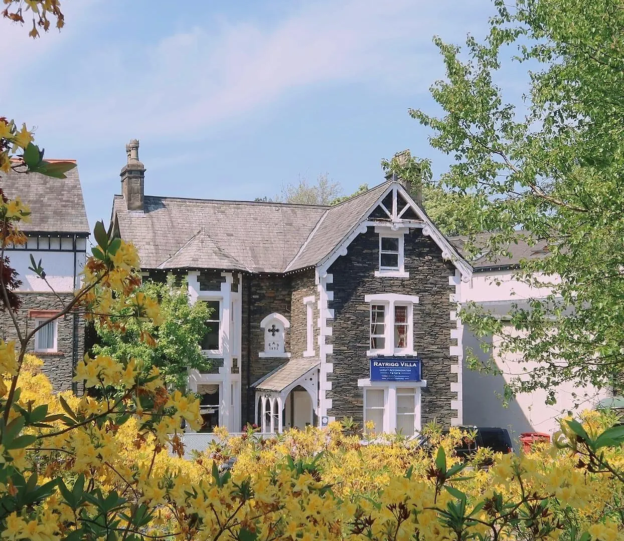 Villa Rayrigg At