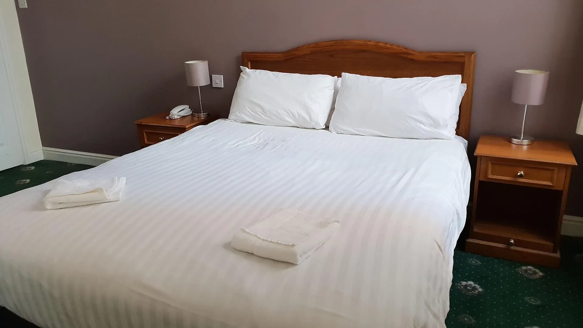 The County Hotel 3*