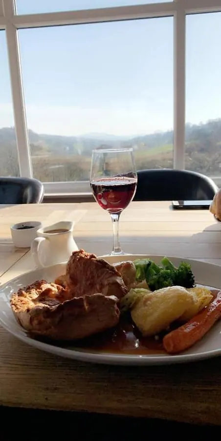 Мини-отель The Mortal Man Troutbeck (South Lakeland)