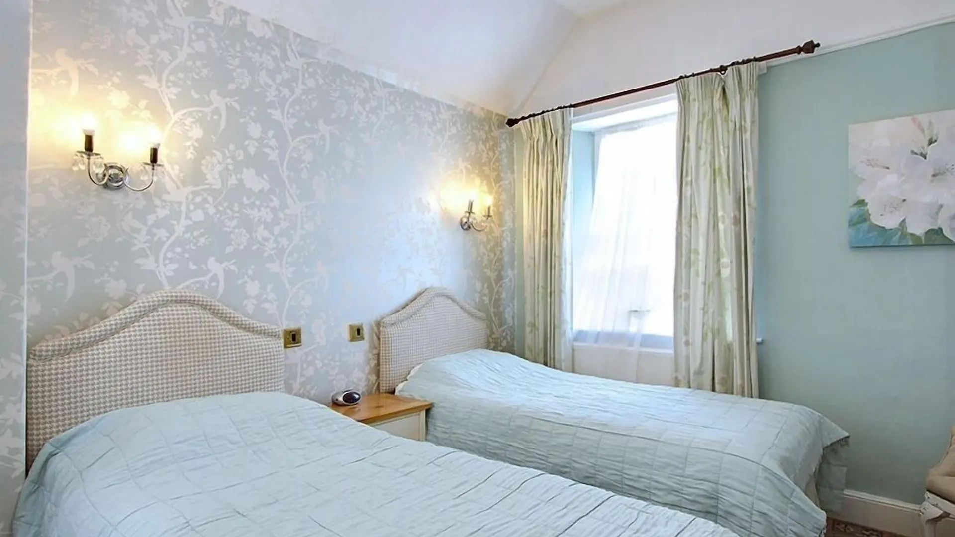 Nocleg ze śniadaniem Manor