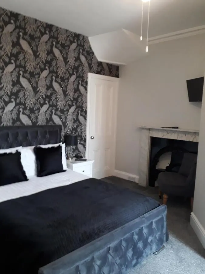 Guest house New Hall Bank 4*